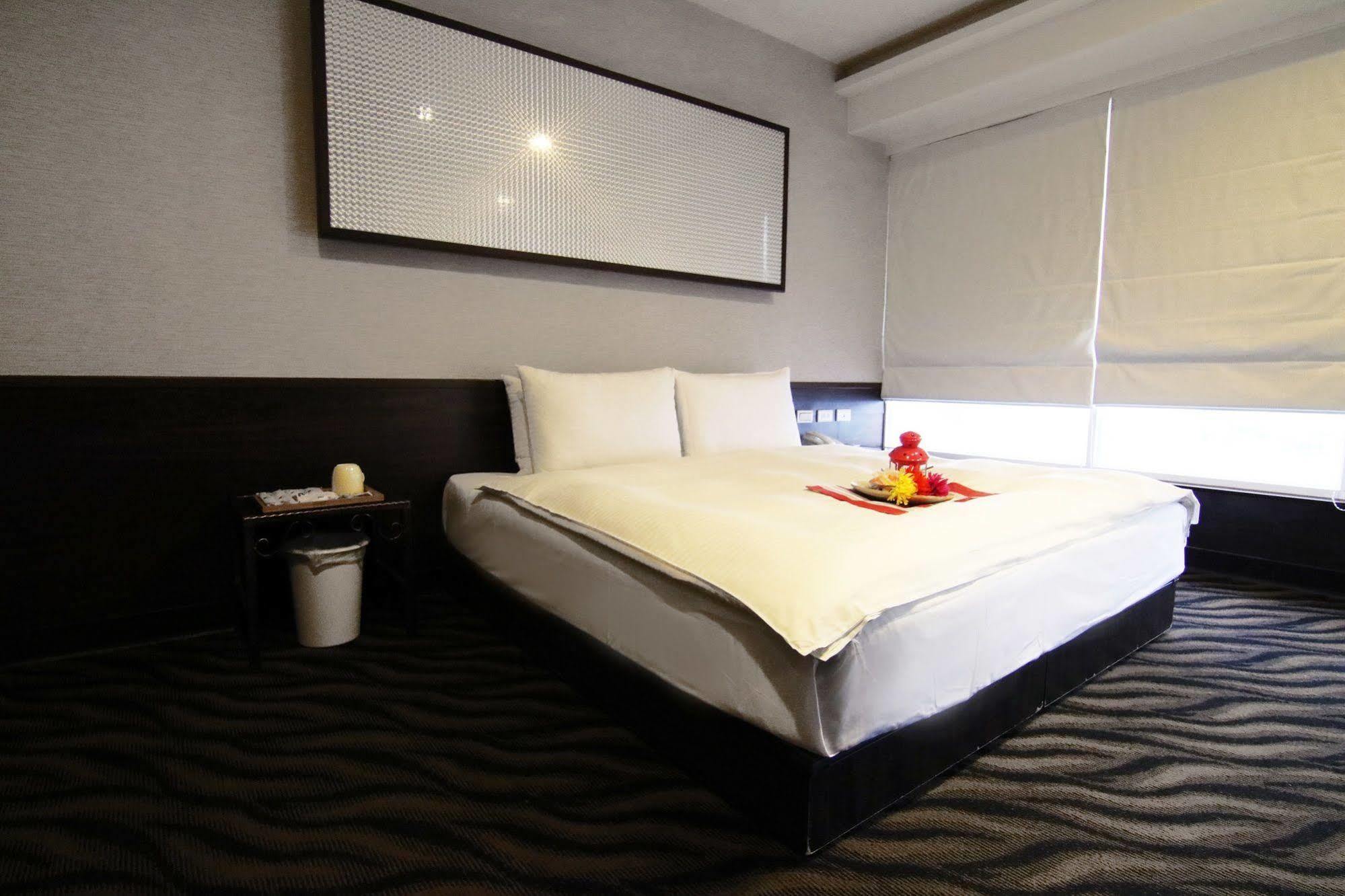 Hotel 6 - Ximen Đài Bắc Ngoại thất bức ảnh